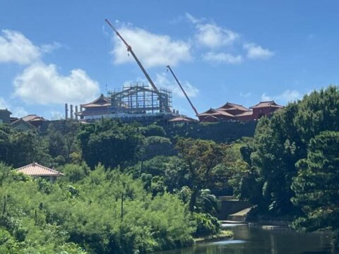 沖縄のシンボルの首里城の復元完成まであと1年です